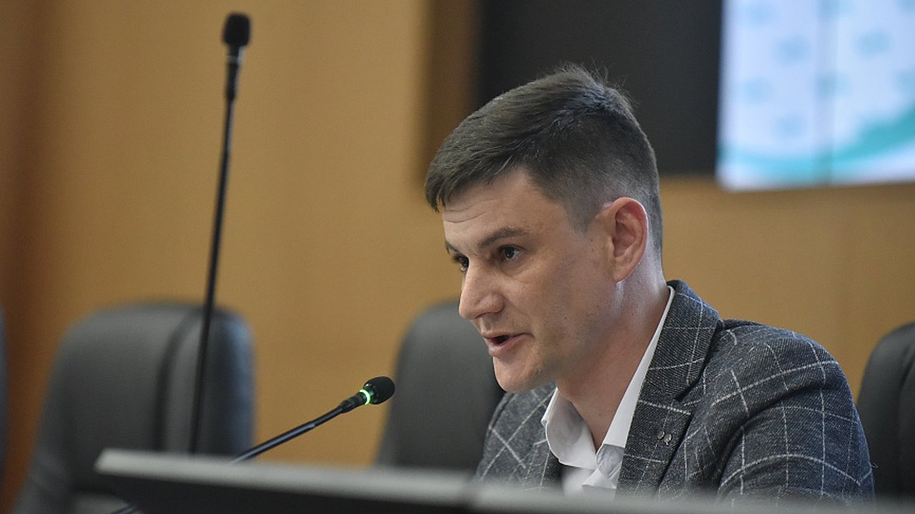 Главная картинка новости: В 2024 году в Новороссийске могут отремонтировать 36 улиц по нацпроекту