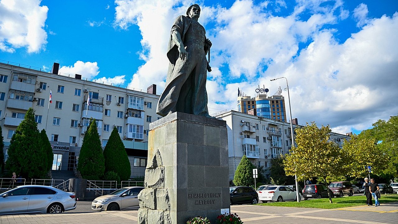 Главная картинка новости: В Новороссийске для двух памятников федерального значения утвердили зоны охраны