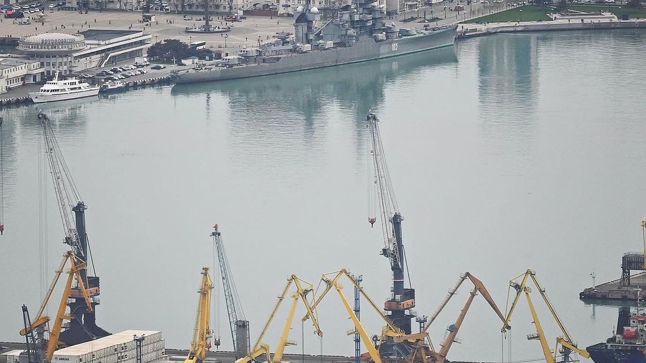 Главная картинка новости: Выходные в Новороссийске будут дождливыми