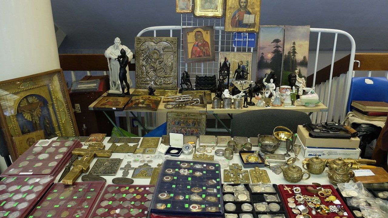 Главная картинка новости: Монеты, антиквариат и марки: на Морвокзале Новороссийска пройдет слет коллекционеров