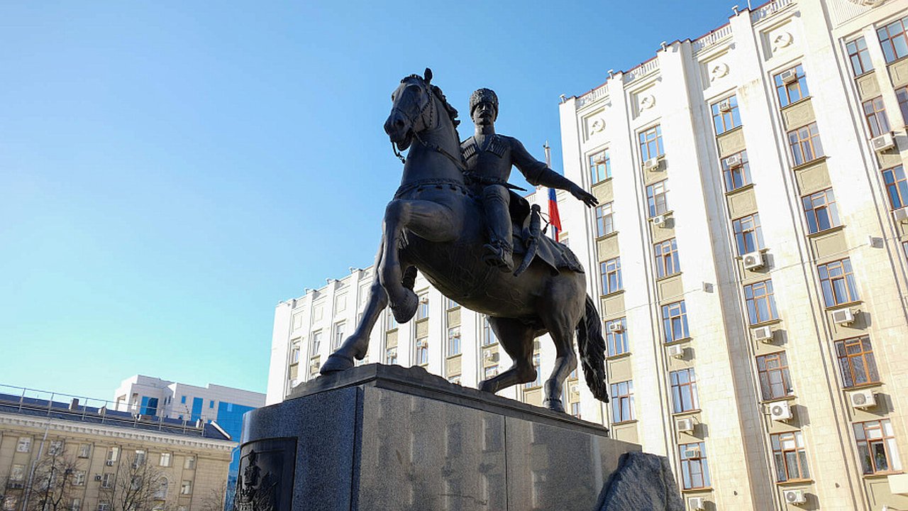 Главная картинка новости: Новороссийцы могут задать вопросы губернатору на «Прямой линии»