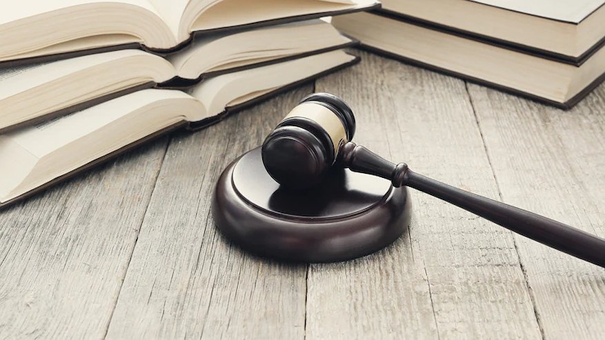 Главная картинка новости: Пособия на карту «МИР» и электронные права: 7 новых законов октября