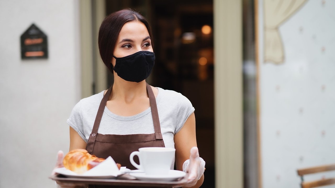 Главная картинка новости: В Новороссийске усилили рейды по кафе и ресторанам