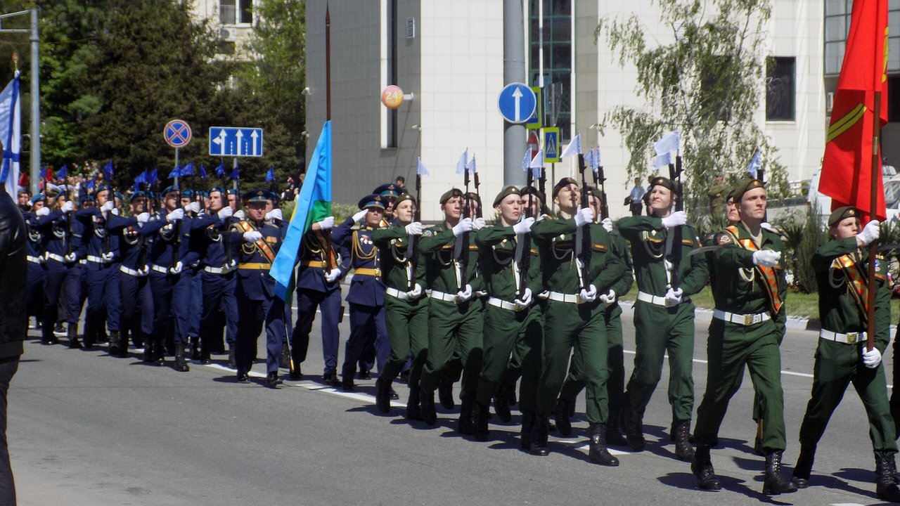 Главная картинка новости: В Новороссийске на 9 мая перекроют 11 улиц. Адреса