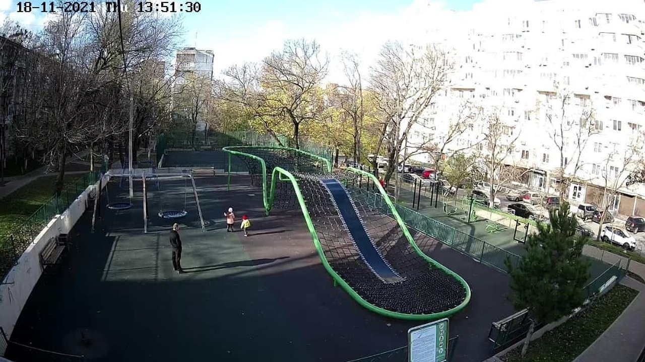 Главная картинка новости: На улицах и во дворах Новороссийска установили 62 камеры