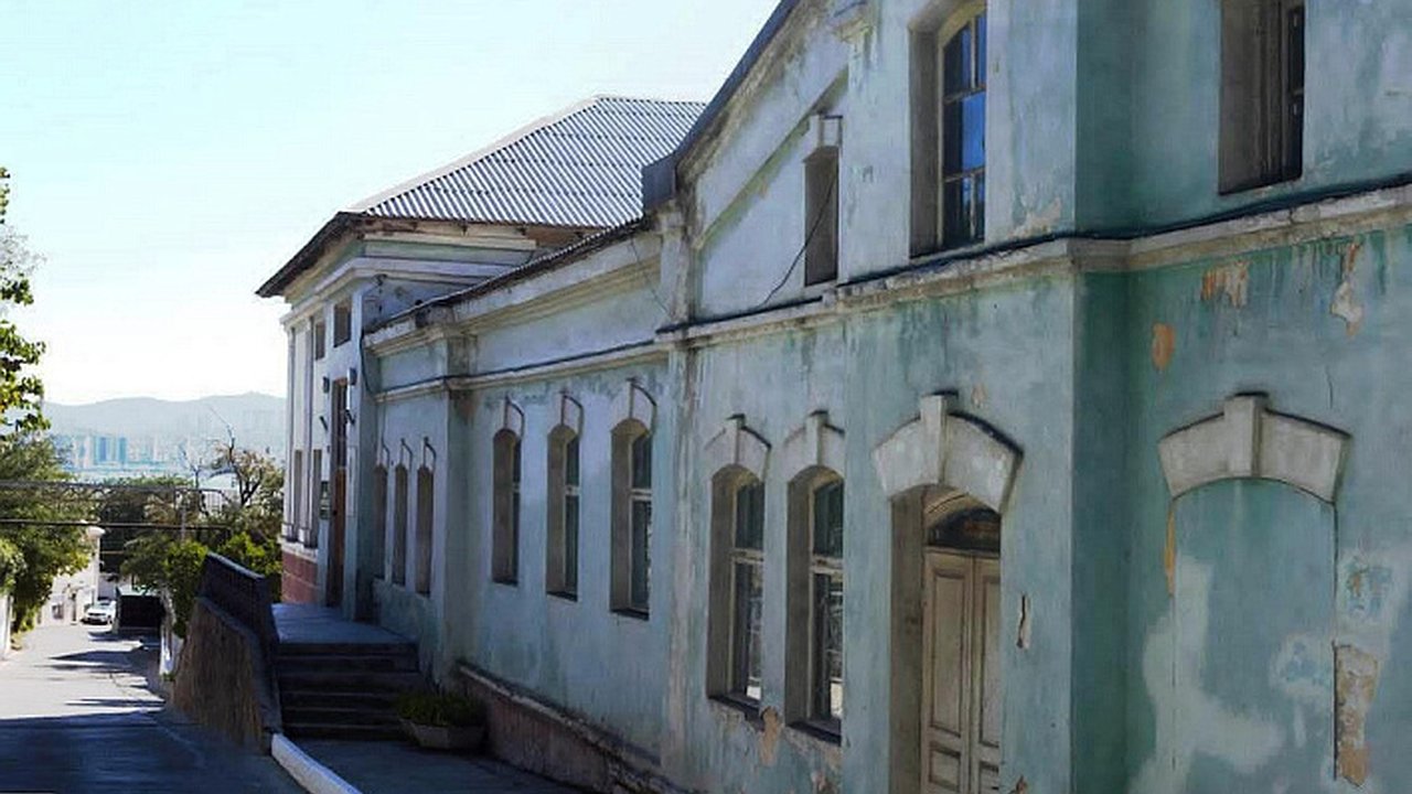 Главная картинка новости: В Новороссийске утвердили границы и зоны охраны нескольких объектов культурного наследия