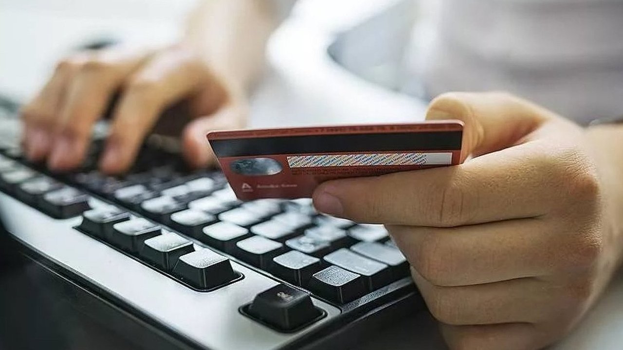 Главная картинка новости: Россиян предупредили о новой схеме мошенничества. Какой?