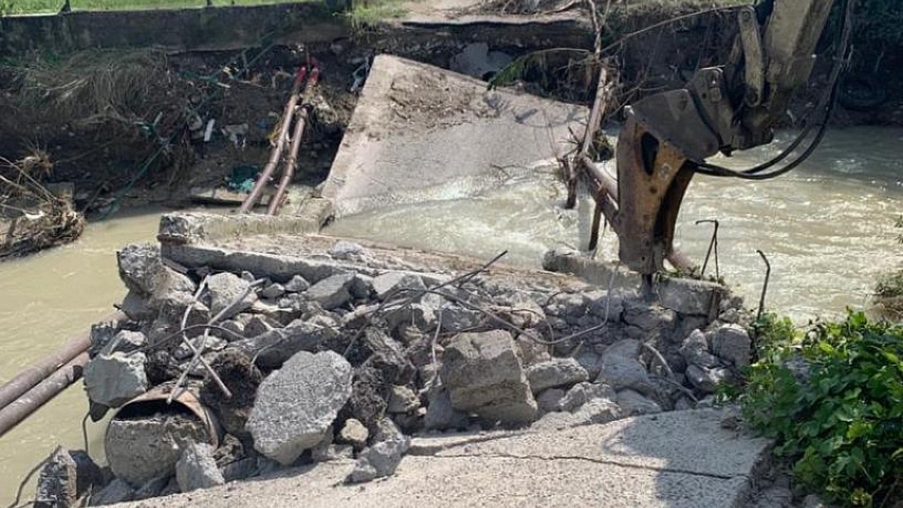 Главная картинка новости: В Мысхако и Цемдолине выявили бесхозные мосты