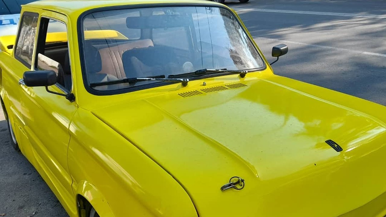 Главная картинка новости: На улицах Новороссийска выявили незаконно переделанный «Запорожец»