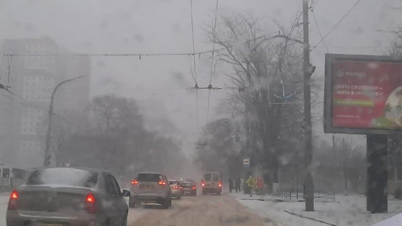 Главная картинка новости: В Новороссийск придет мороз, снег и гололед