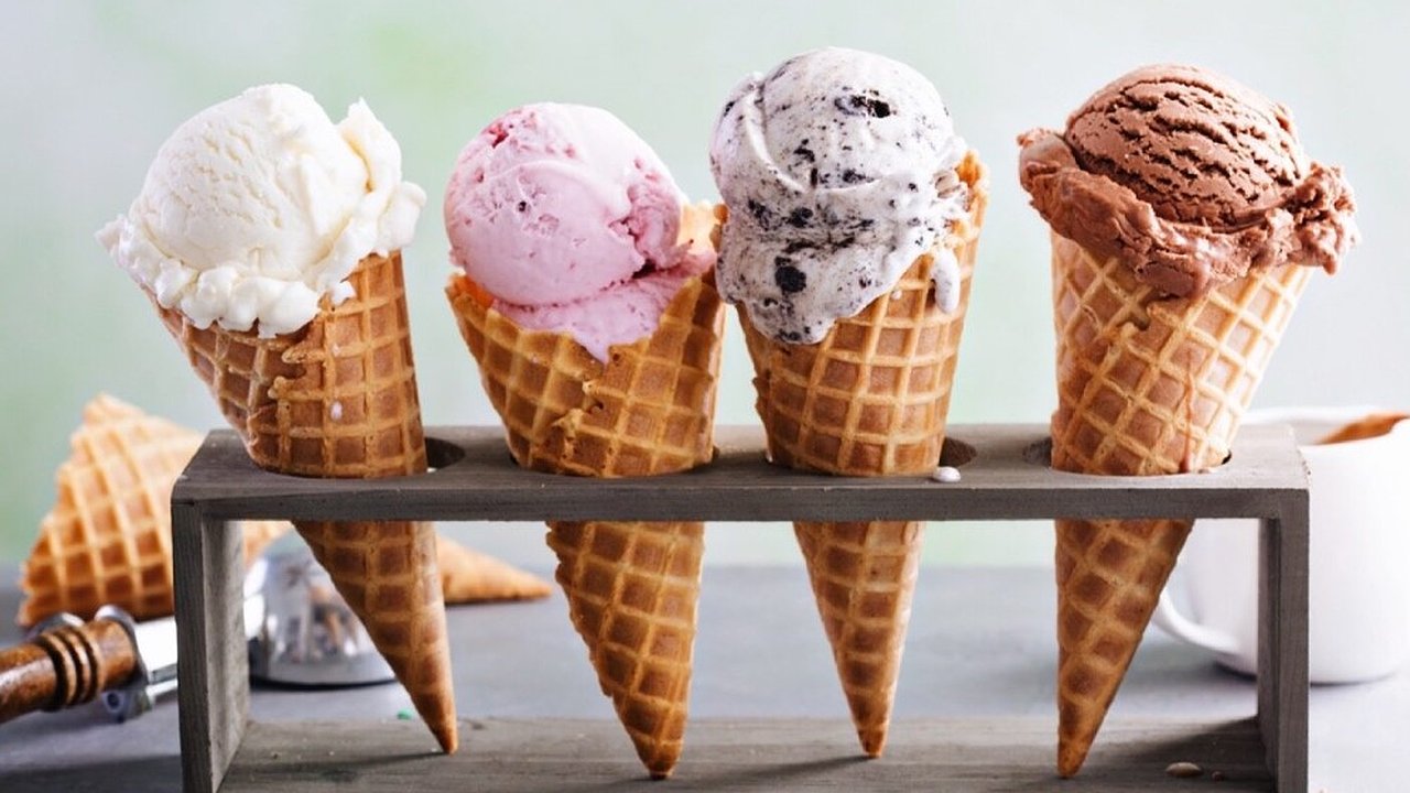 Главная картинка новости: Как новороссийцам выбрать вкусное и полезное мороженое?