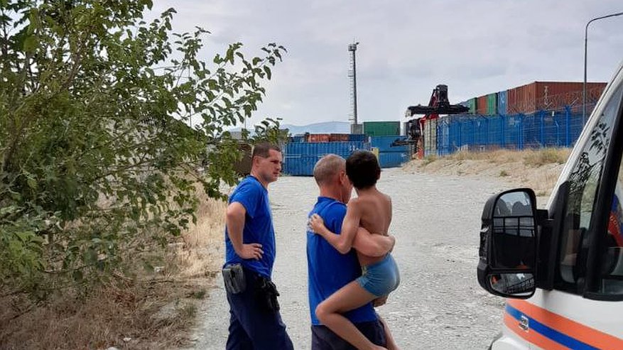 Спасатели Новороссийска нашли потерявшегося  ребенка с аутизмом