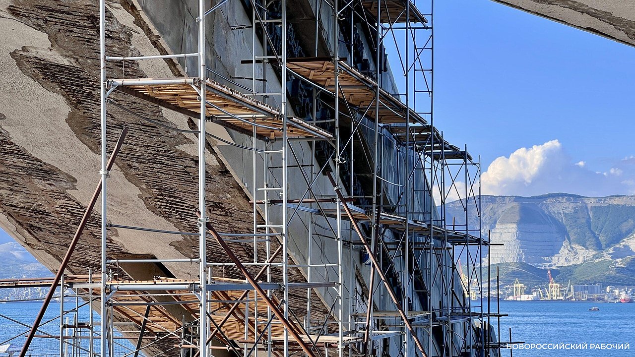 Главная картинка новости: Более 500 тысяч рублей: именно столько могут потратить на ремонт мемориала «Малая земля» в Новороссийске