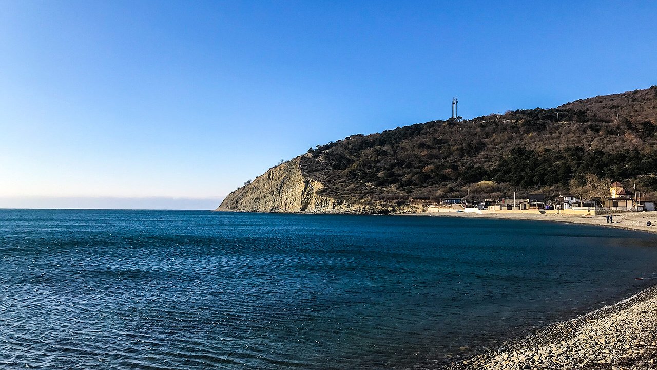 Главная картинка новости: Четырем пляжам Новороссийска присвоена высшая категория. Каким?