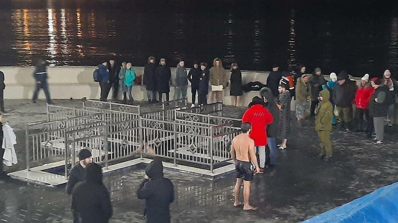 Главная картинка новости: На Крещение в Новороссийске будут работать 12 купелей