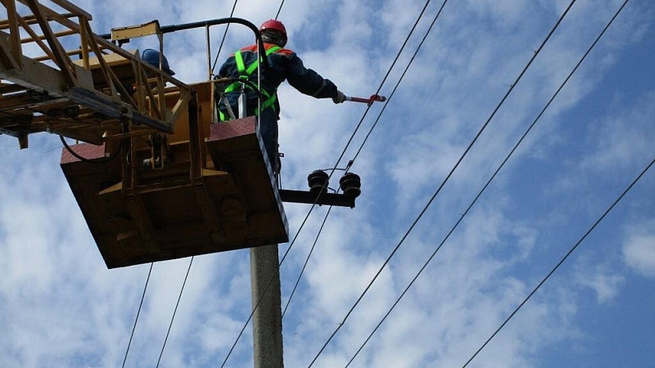 Главная картинка новости: 11 трансформаторных подстанций построили в Новороссийске