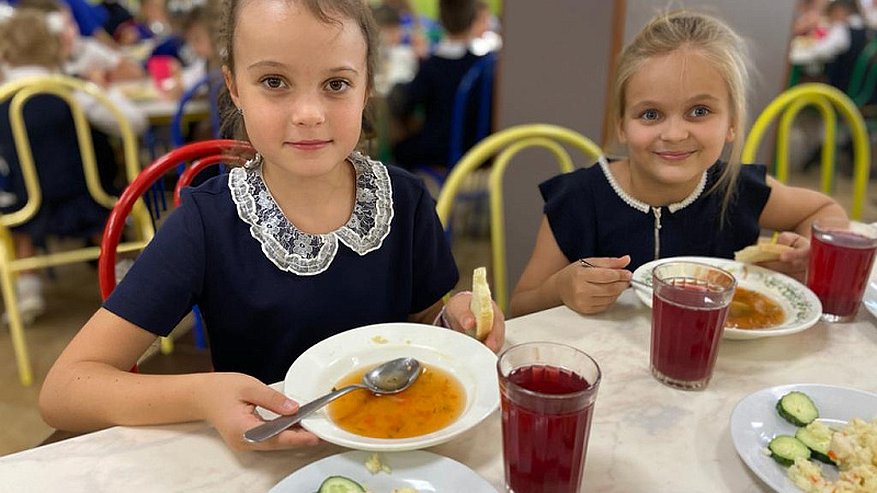 Школа Новороссийска стала лидером в заочном этапе регионального тура конкурса «Лучшая школьная столовая»