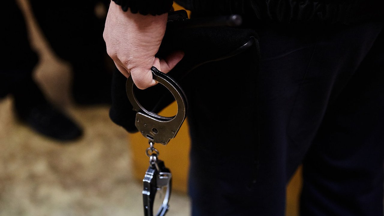 Главная картинка новости: До 20 лет заключения может получить тверской наркодиллер