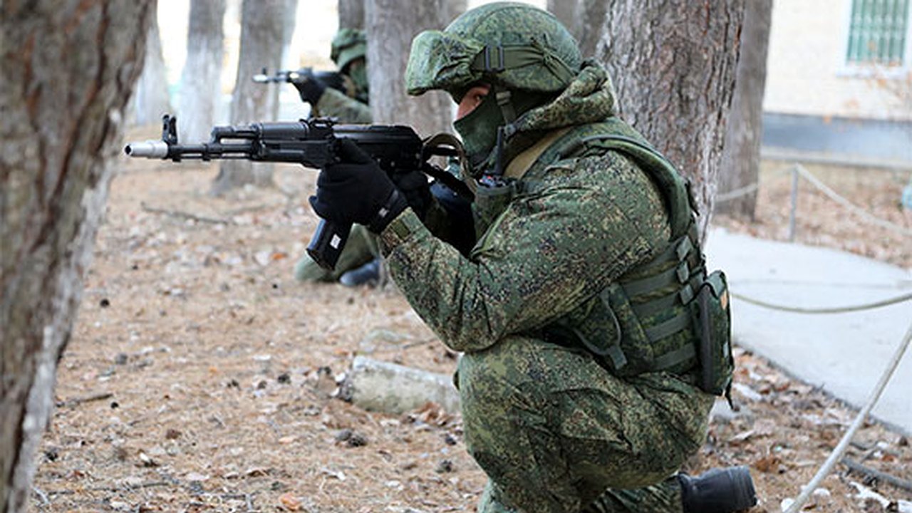 Главная картинка новости: Демобилизованным бойцам СВО на Кубани хотят дать преимущество при устройстве на госслужбу