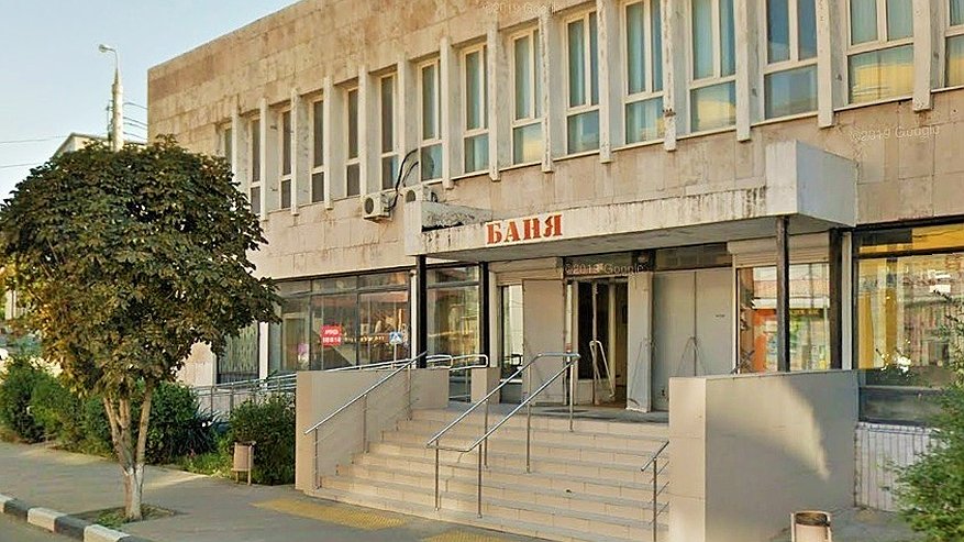 Главная картинка новости: После реконструкции в городской бане Новороссийска могут появиться апартаменты и кафе