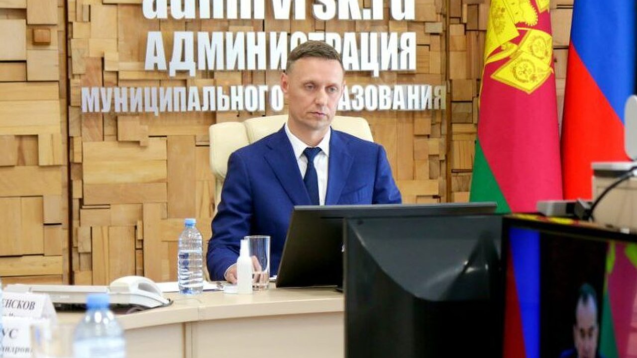 Главная картинка новости: Для реализации нацпроектов Новороссийску выделили 2,7 миллиардов