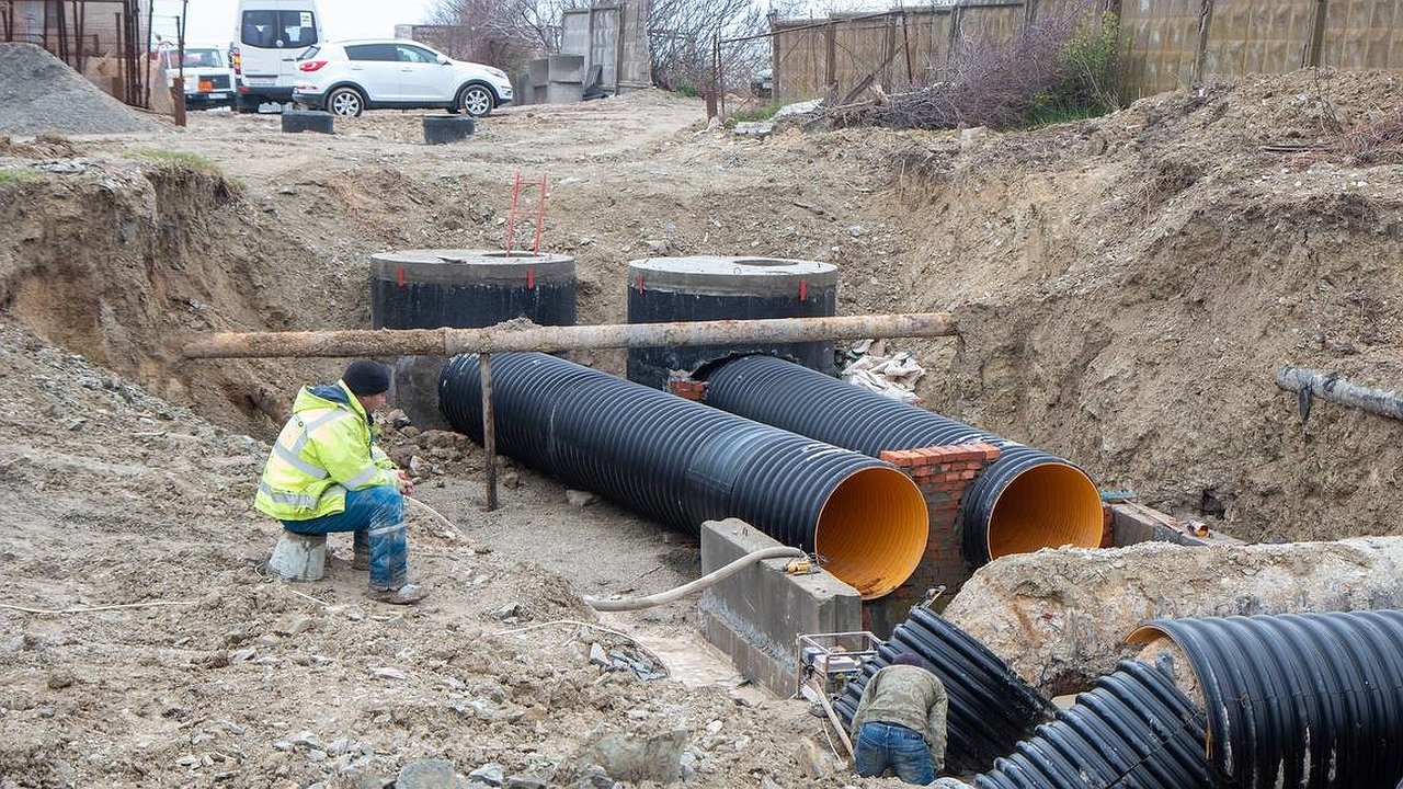 Главная картинка новости: До 2025 года в Новороссийске реконструируют 5 объектов водоснабжения и водоотведения