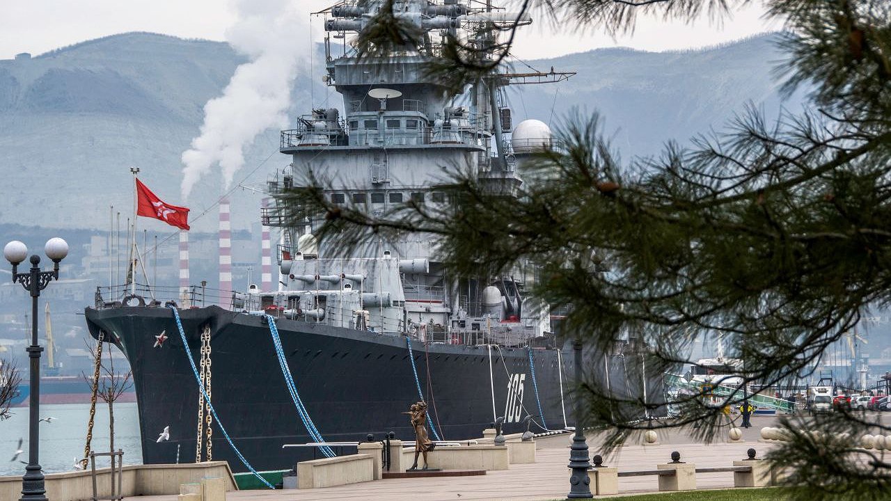 Главная картинка новости: В Новороссийске на выходных будет тепло и ветрено