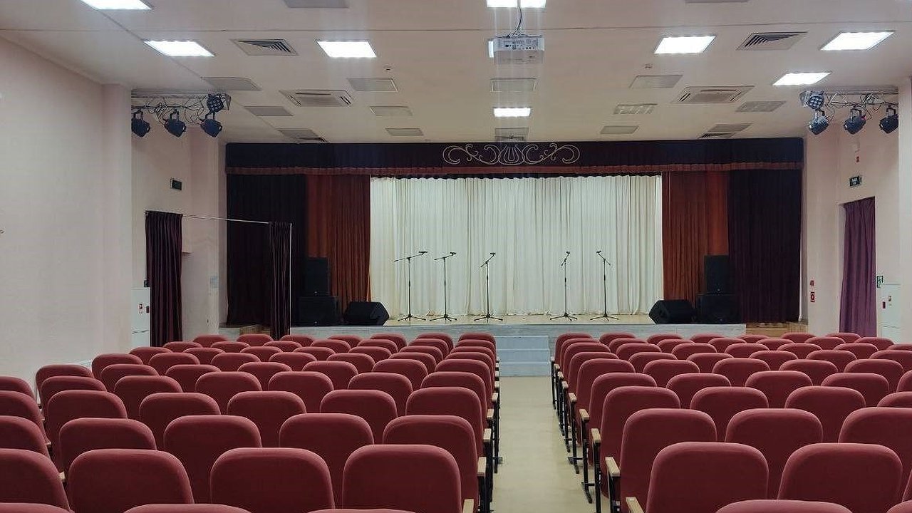 Главная картинка новости: В пригороде Новороссийска оборудуют виртуальный концертный зал