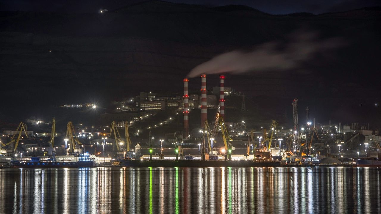 Главная картинка новости: В порту Новороссийска пострадал работник из-за нарушения требований охраны труда