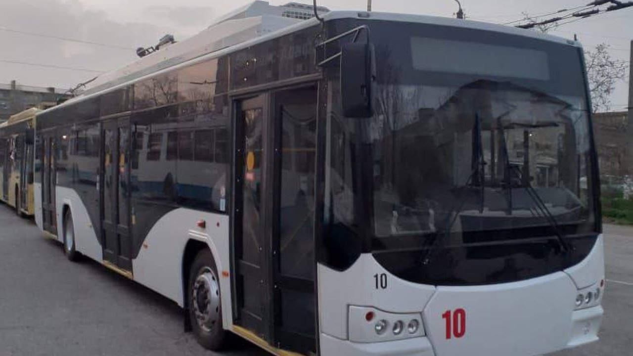 Главная картинка новости: Движение троллейбуса до ЖД-вокзала Новороссийска обойдется в 17 миллионов рублей