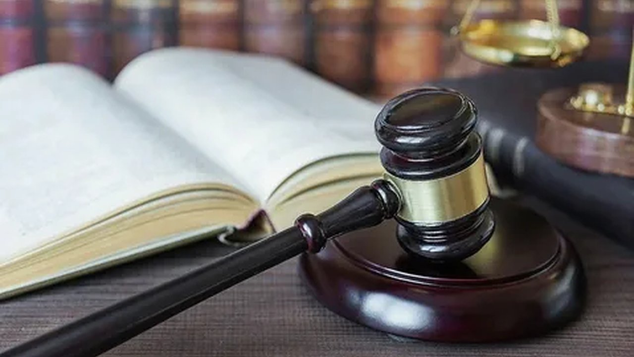 Главная картинка новости: Повышение маткапитала и пожизненное для педофилов. Какие законы вступают в силу в феврале?