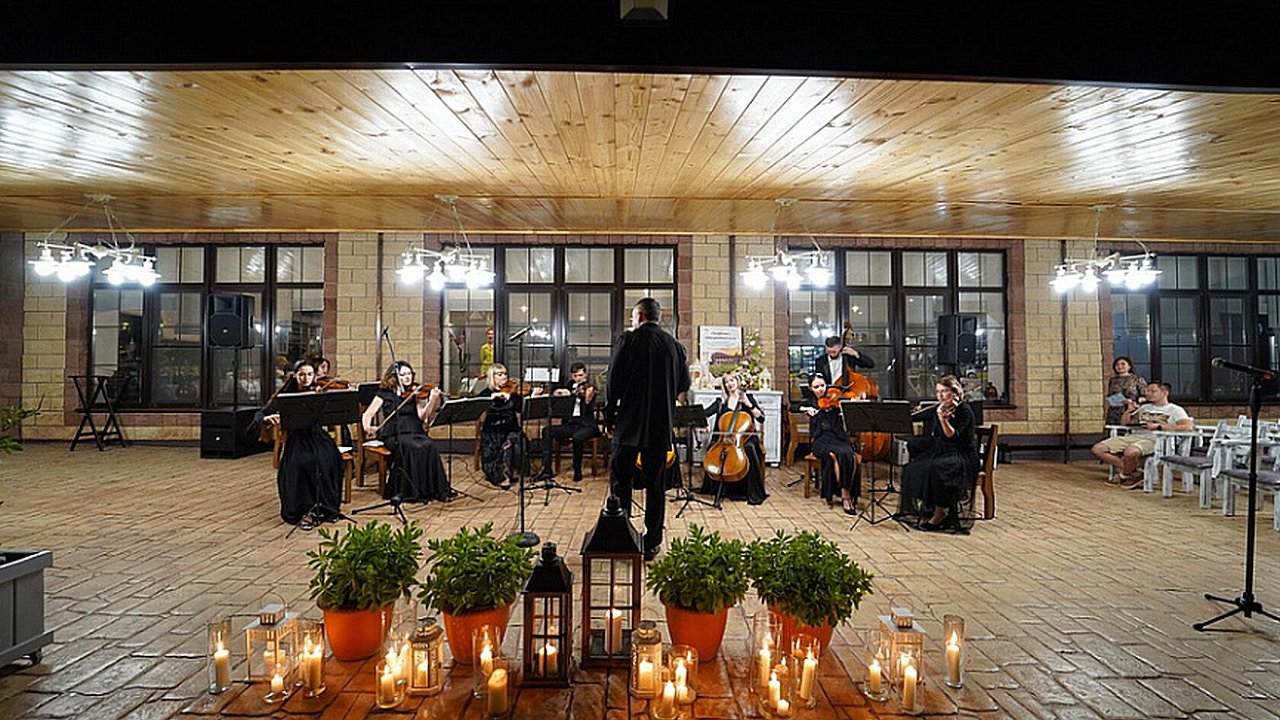 Главная картинка новости: В Новороссийске пройдет концерт под открытым небом