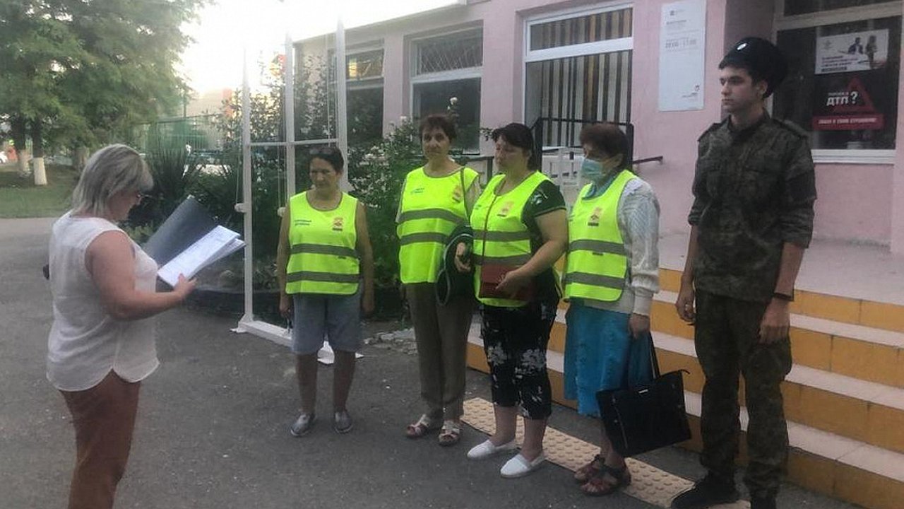 Главная картинка новости: В пригороде Новороссийска поймали 128 несовершеннолетних нарушителей