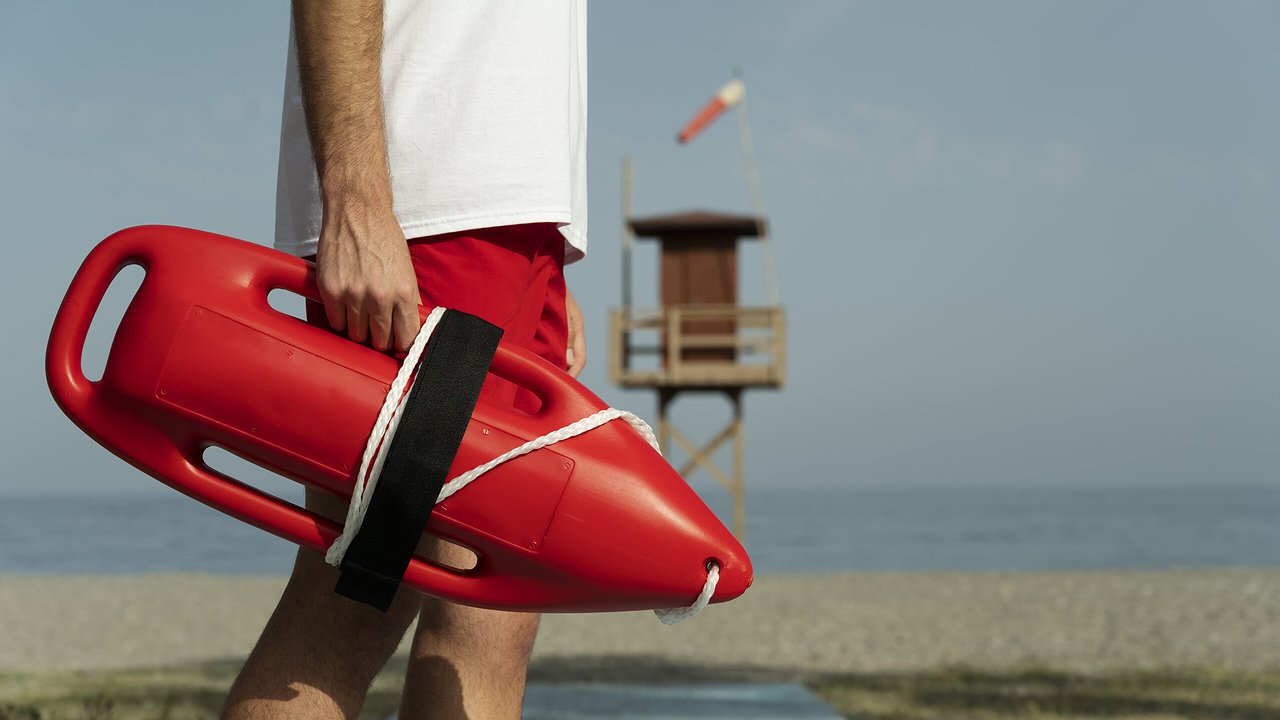 Главная картинка новости: Что нужно знать новороссийцам перед купанием в море?