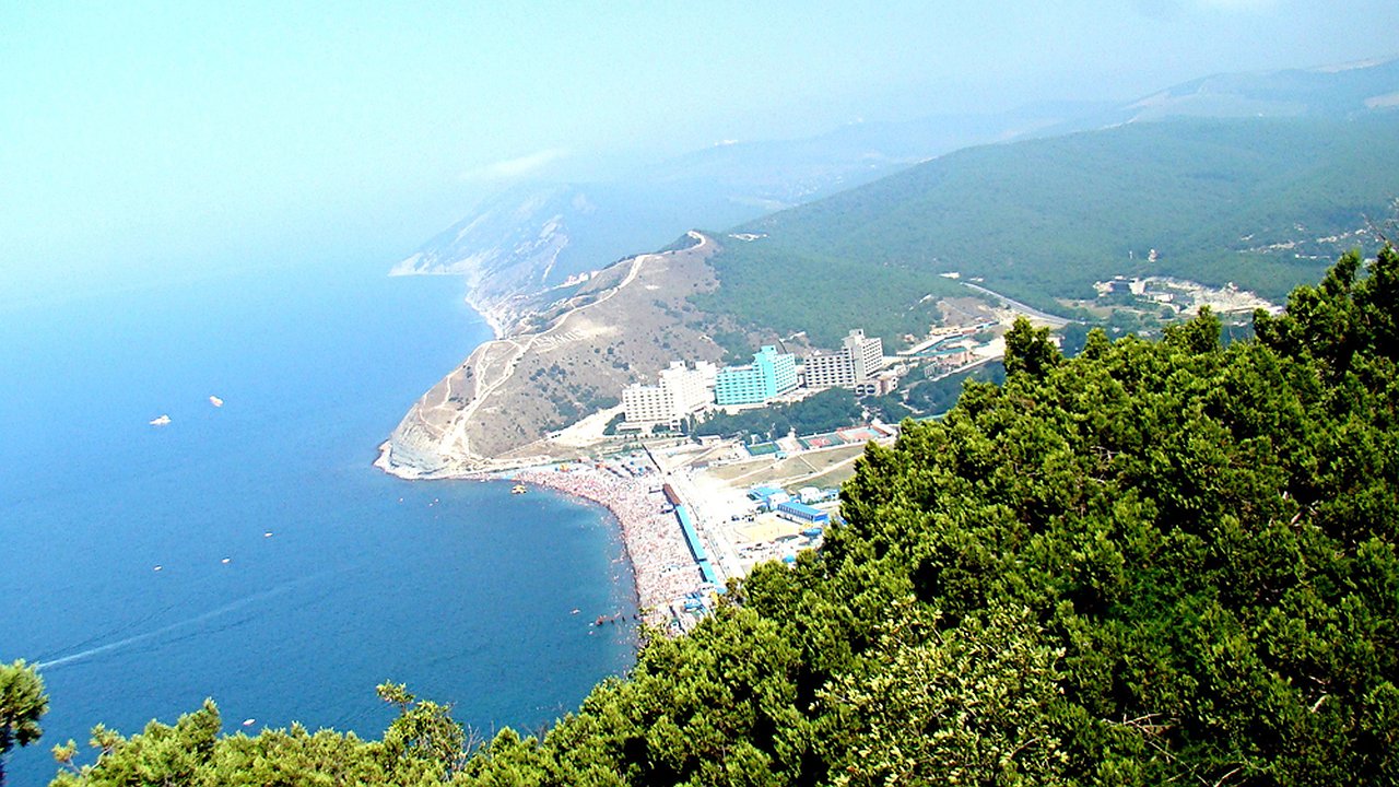 Главная картинка новости: У курортов Кубани появятся новые брендбук и логотип. Когда?