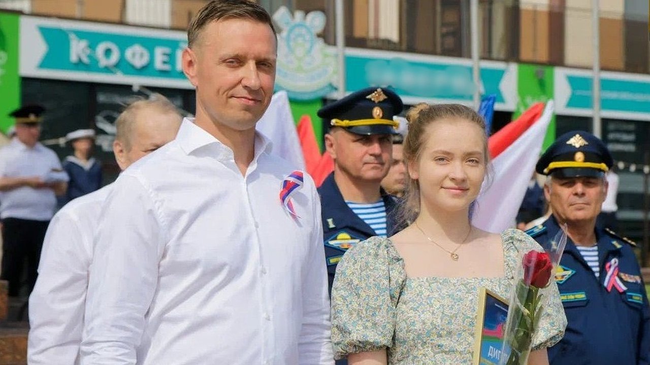 Главная картинка новости: 6 новороссийских школьников победили в международной программе «Шаг в будущее»