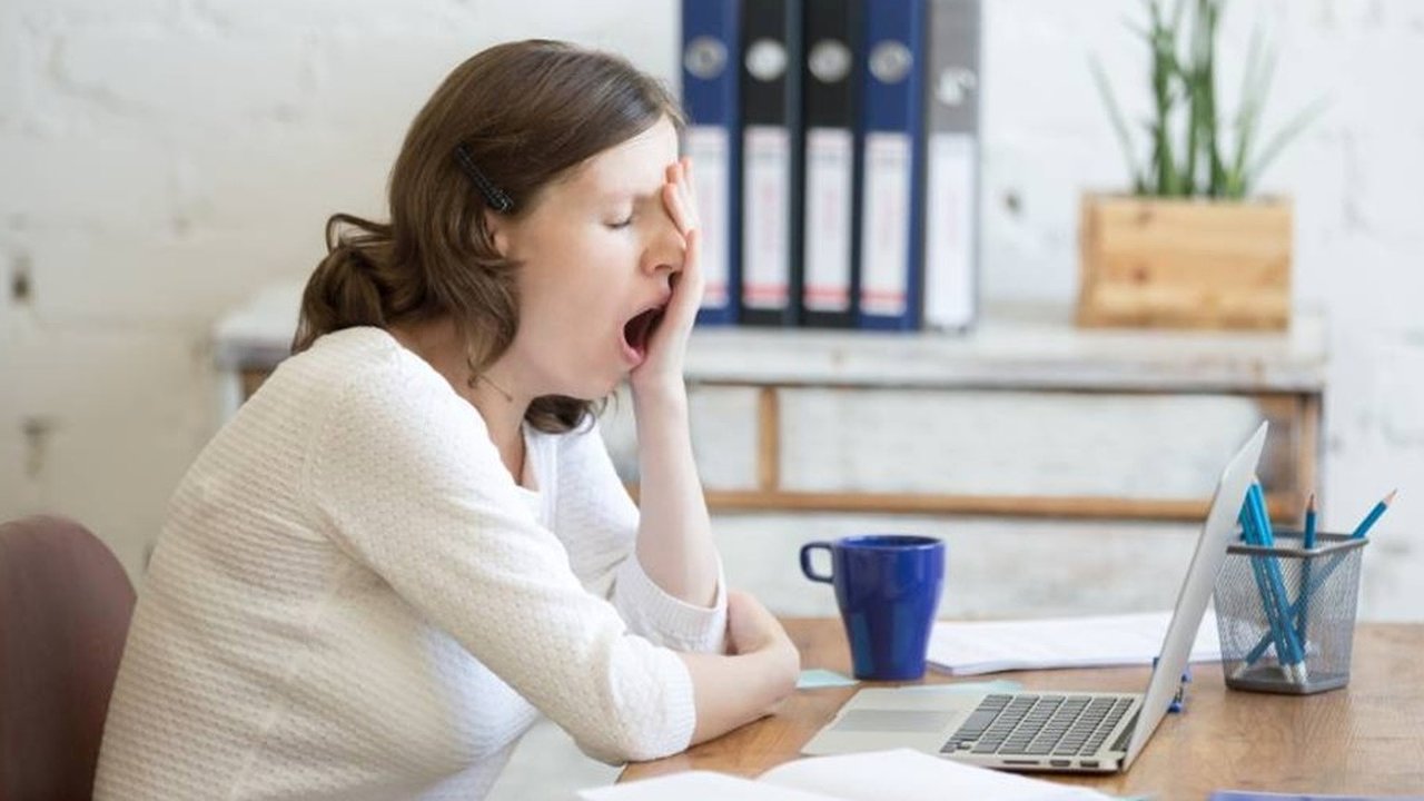 Главная картинка новости: Как избавиться от сонливости и вернуть бодрость зимой