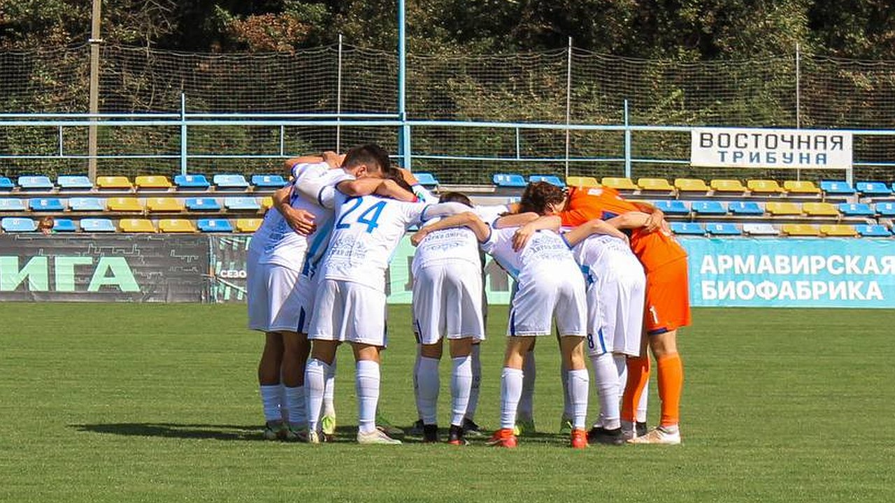 Главная картинка новости: «Черноморец» привез из Прогресса победу и поднялся на 4 место