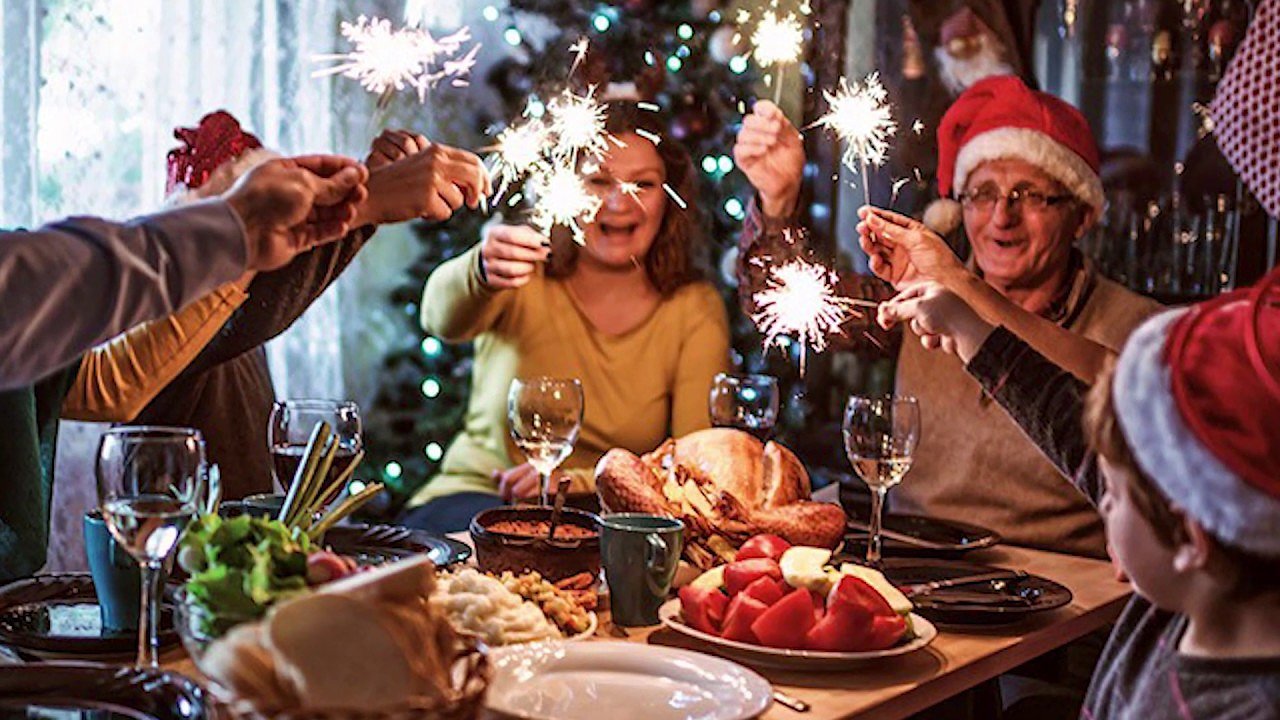 Главная картинка новости: Во сколько жителям Новороссийска обойдется новогодний стол