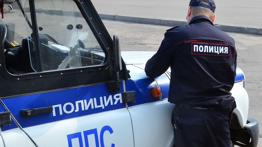 Главная картинка новости: На улицах Новороссийска поймали мужчину, который находился в федеральном розыске