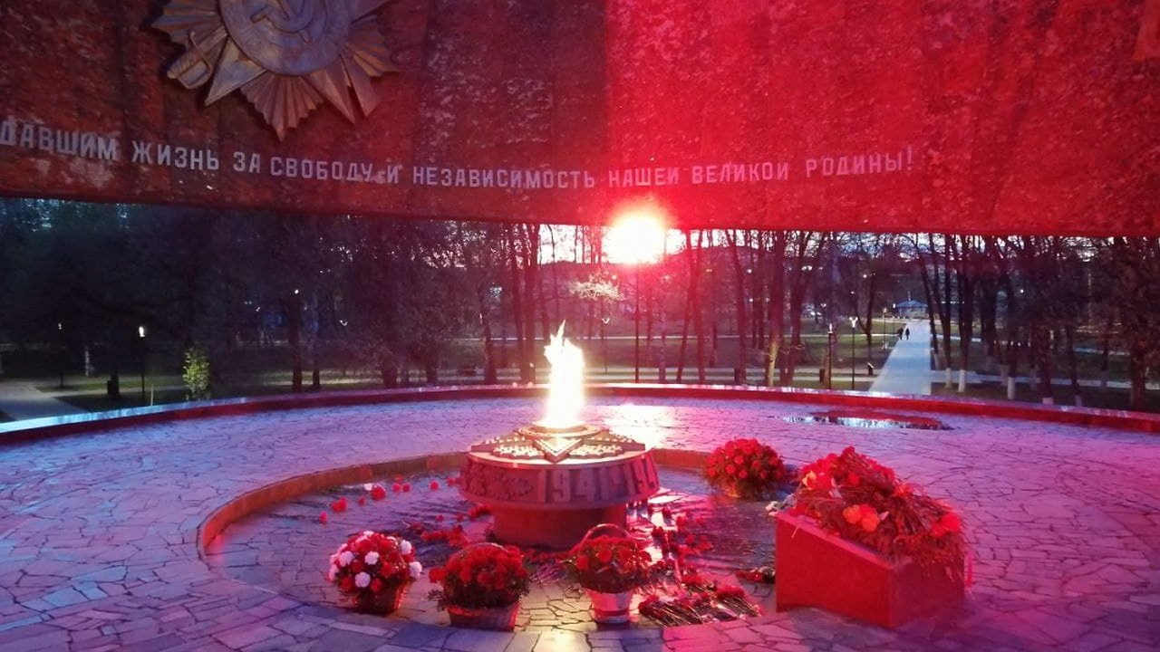 Главная картинка новости: Новороссийск стал учасником акции "Огонь Памяти"