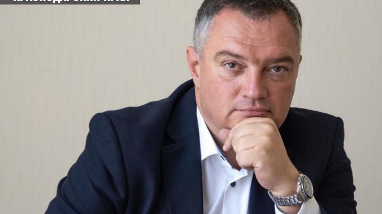 Главная картинка новости: Новым заместителем главы Новороссийска стал Олег Мацедонский