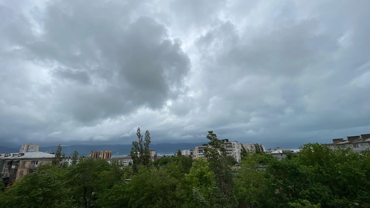 Главная картинка новости: Природные аномалии-2021: в чем причины холодного начала июня?