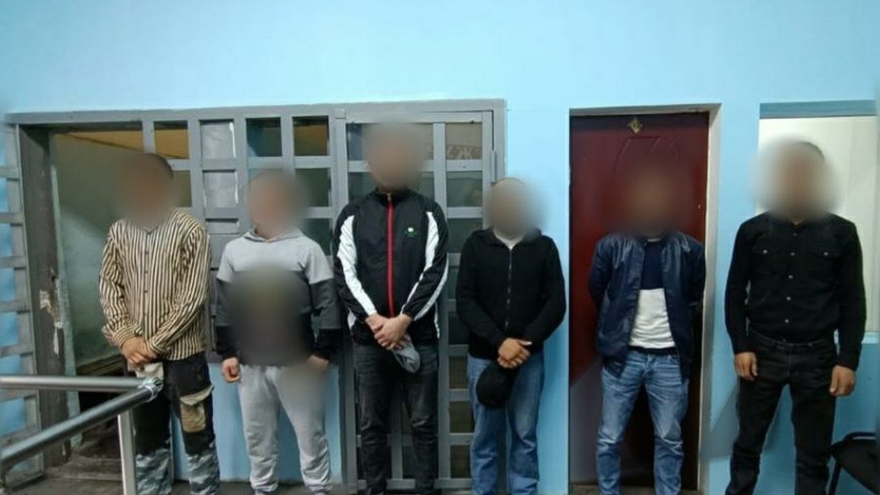 Главная картинка новости: Полицейские Новороссийска и сотрудники ФСБ задержали зачинщиков конфликта с таксистом