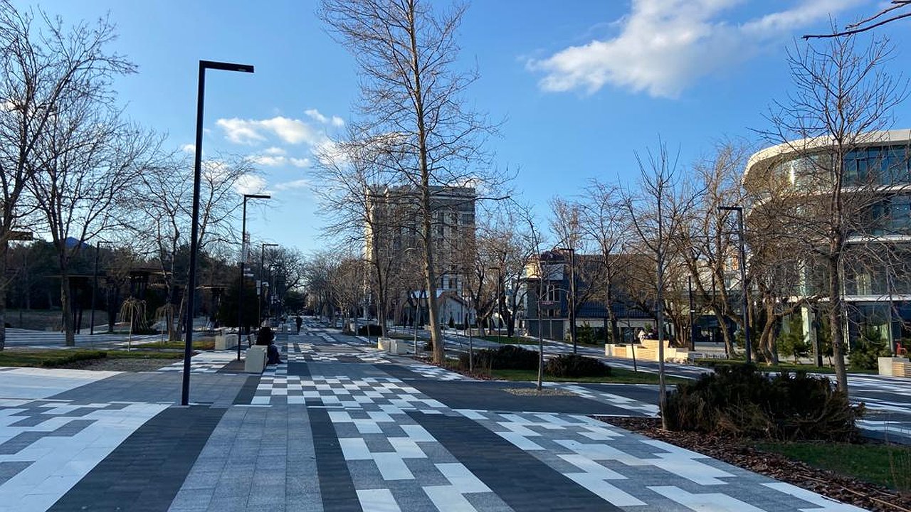 Главная картинка новости: В парке Фрунзе в Новороссийске установят автополив за 12,8 миллионов