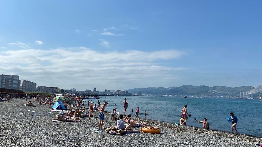 Главная картинка новости: Море у берегов Новороссийска прогрелось до +19 градусов