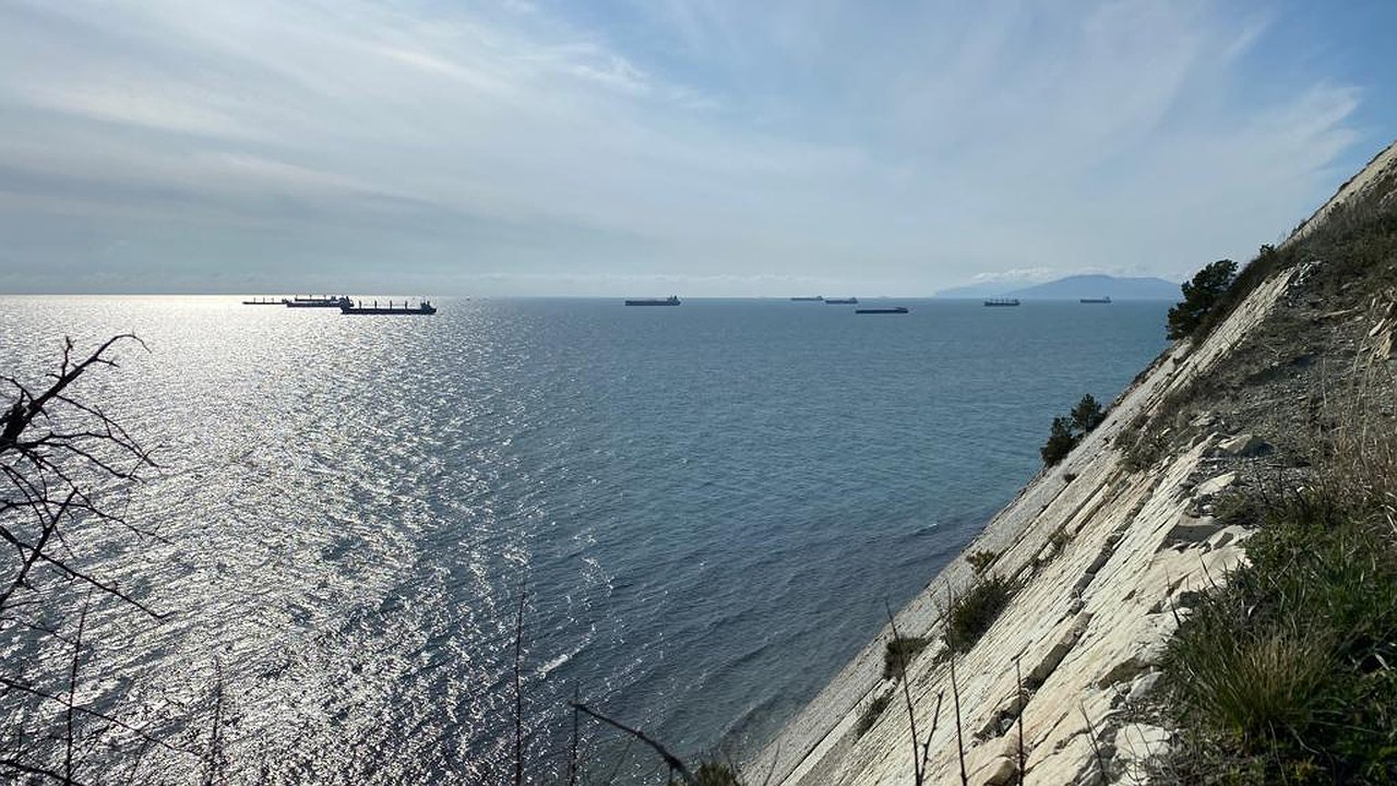 Главная картинка новости: Губернатор Кубани планирует соединить набережные Геленджика и Новороссийска велодорожкой