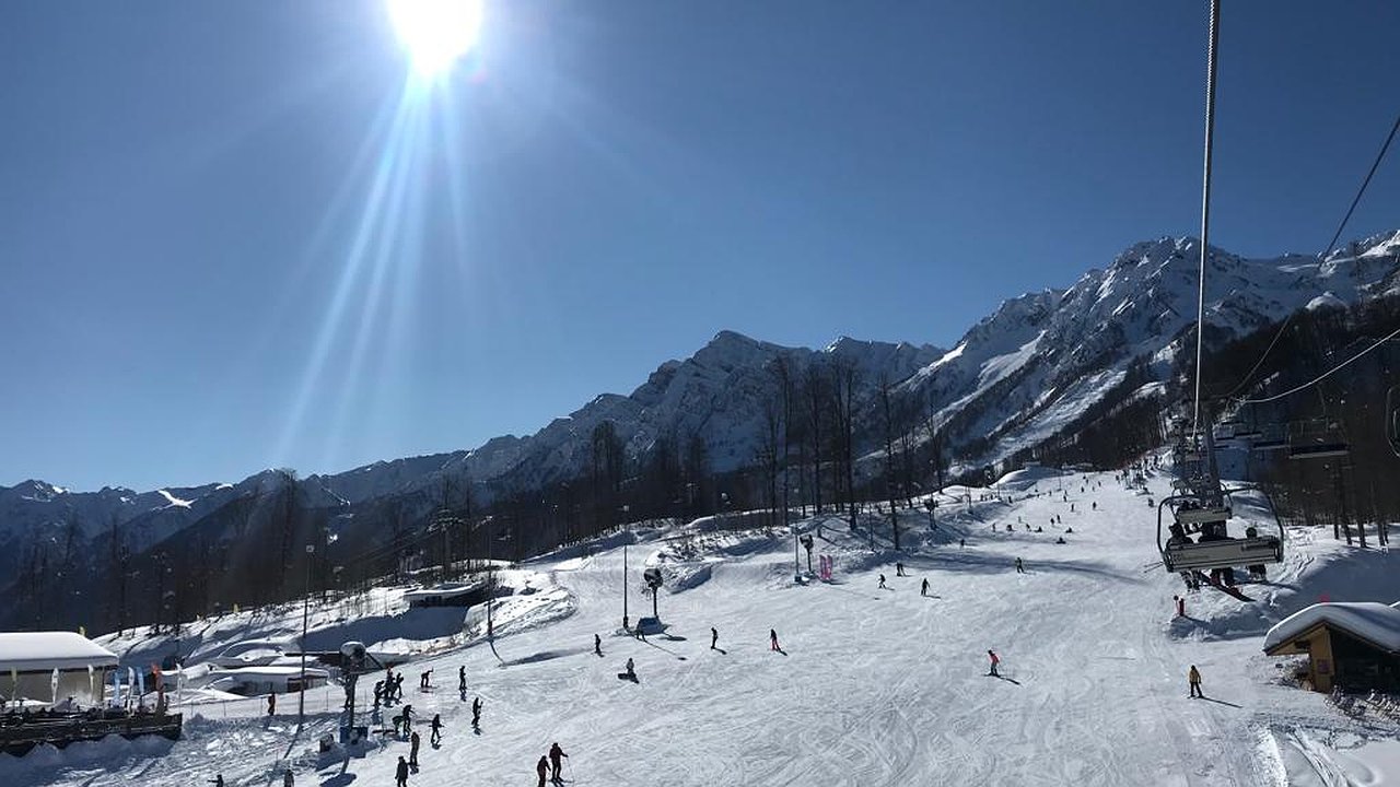 Главная картинка новости: На новогодние праздники отели на курортах Кубани будут загружены на 70%