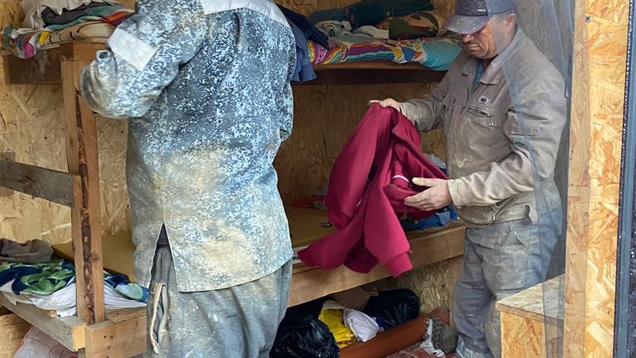 Главная картинка новости: В Новороссийске прошли мероприятия по соблюдению миграционного законодательства