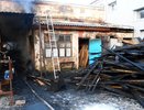 Из-за короткого замыкания в Новороссийске сгорело складское помещение
